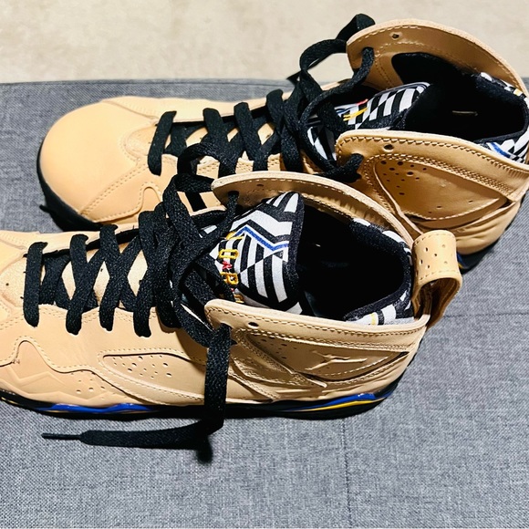 Jordan 7 Retro SE Shoe. Size big boys size 6.5. Worn once! - Picture 4 of 5